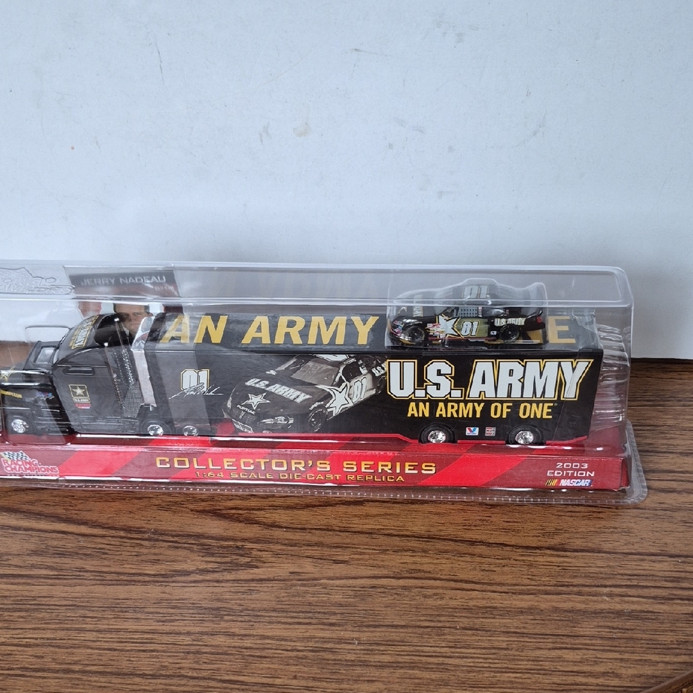 U.S. Army Collector's Series Toy Truck and Car Set - Black New
